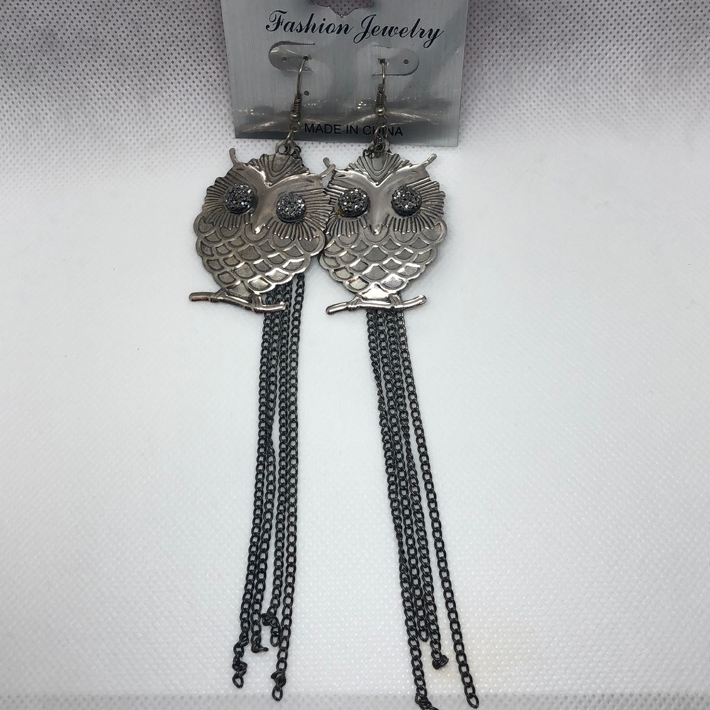 Owl earrings new 5/20$❤️